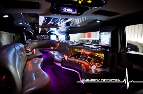 budapest pink hummer limo for hen parties